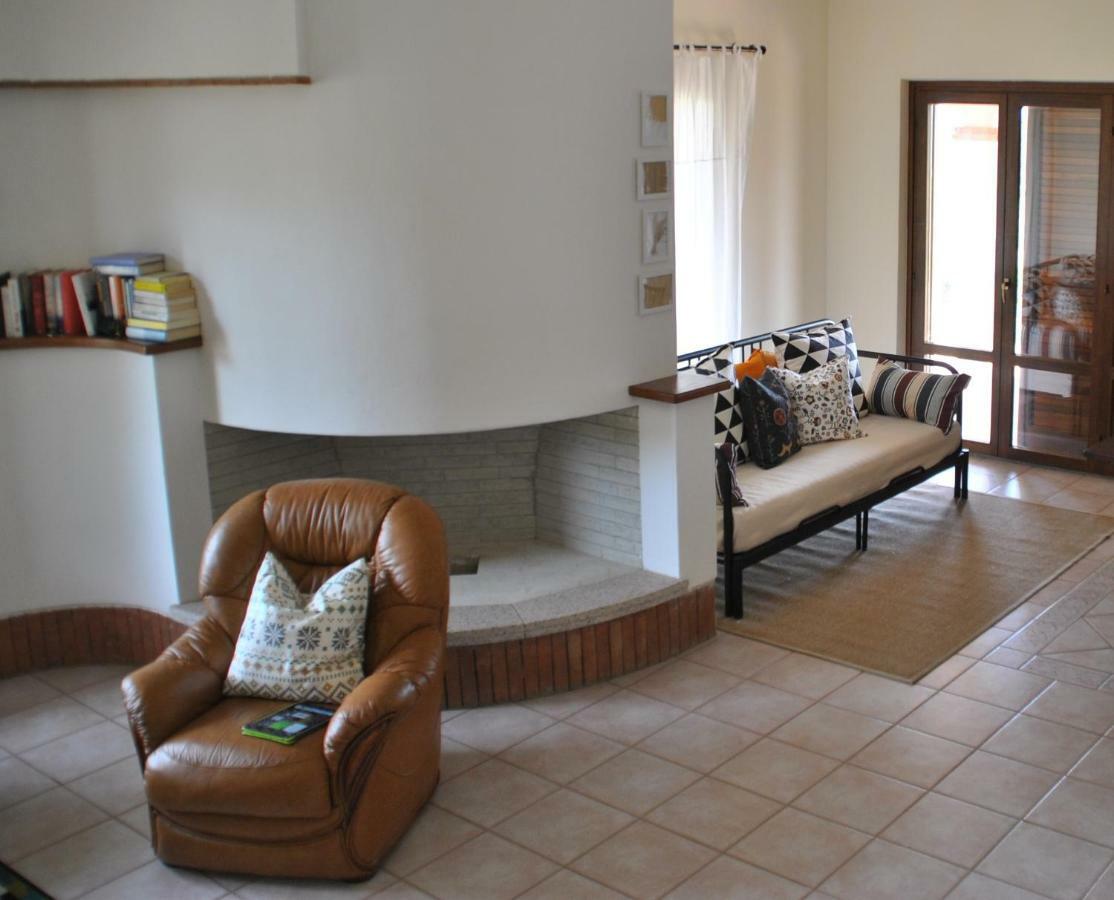 לוצוראי Casa Sa Serra מראה חיצוני תמונה